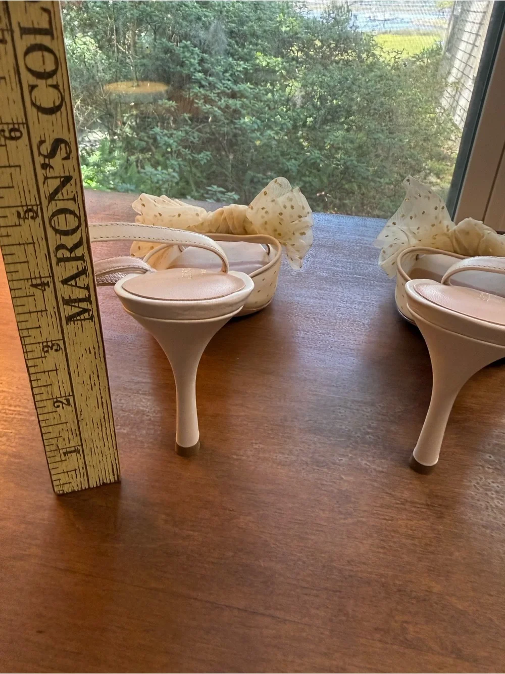 Kate Spade 9 Bridal Sparkle Heels Tulle Bow Satin Parchment & Gold